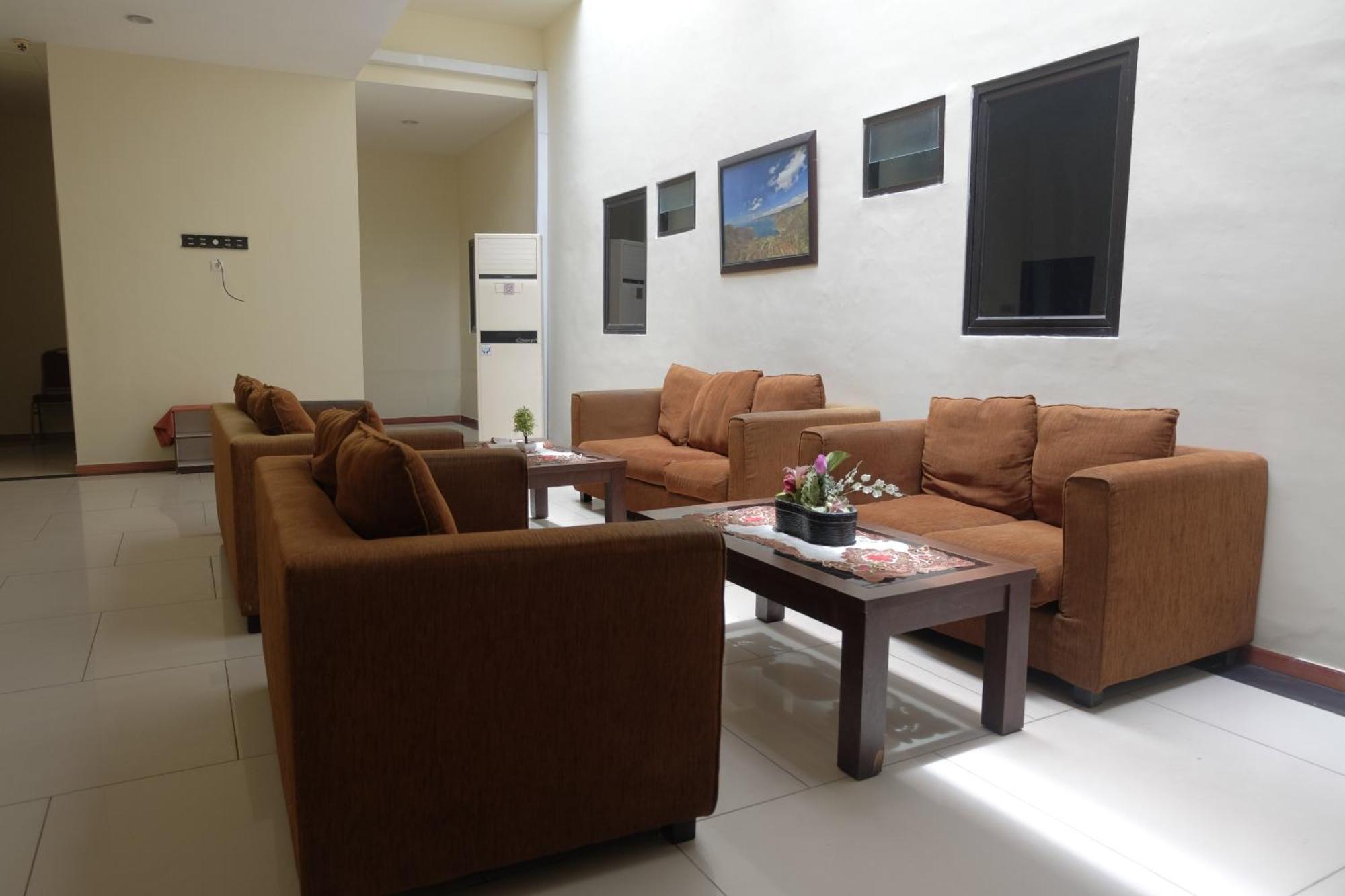 De Nusantara Hotel Syariah Medan Exterior photo
